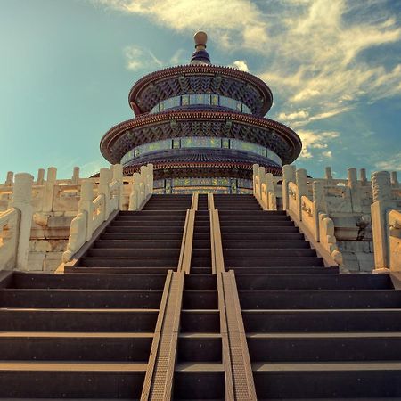 Nostalgia Hotel Beijing Guozijian Ghost Street - Near Beijing Lama Temple, Beihai Park, Jingshan Park, Drum Tower, Houhai Bar Street, Tian'Anmen Square, Located In Beijing Traditional Hutongs, 5 Minutes Away From Beixinqiao Metro Station Esterno foto