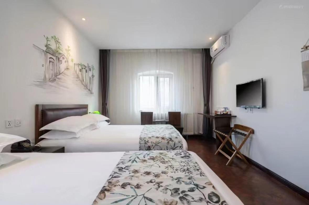Nostalgia Hotel Beijing Guozijian Ghost Street - Near Beijing Lama Temple, Beihai Park, Jingshan Park, Drum Tower, Houhai Bar Street, Tian'Anmen Square, Located In Beijing Traditional Hutongs, 5 Minutes Away From Beixinqiao Metro Station Esterno foto
