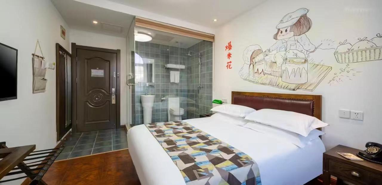 Nostalgia Hotel Beijing Guozijian Ghost Street - Near Beijing Lama Temple, Beihai Park, Jingshan Park, Drum Tower, Houhai Bar Street, Tian'Anmen Square, Located In Beijing Traditional Hutongs, 5 Minutes Away From Beixinqiao Metro Station Esterno foto