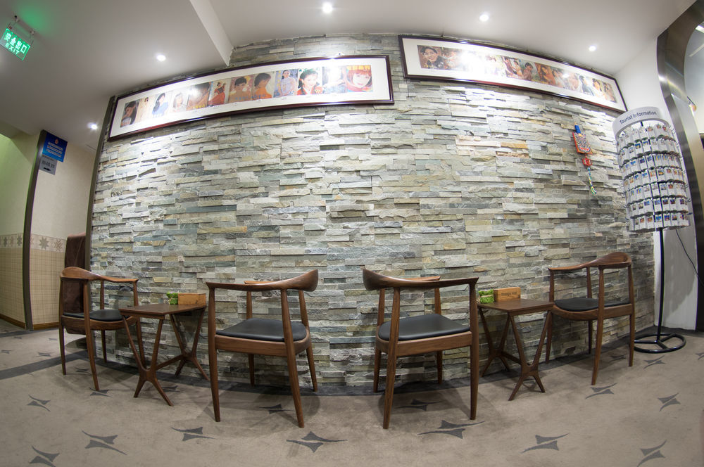 Nostalgia Hotel Beijing Guozijian Ghost Street - Near Beijing Lama Temple, Beihai Park, Jingshan Park, Drum Tower, Houhai Bar Street, Tian'Anmen Square, Located In Beijing Traditional Hutongs, 5 Minutes Away From Beixinqiao Metro Station Esterno foto